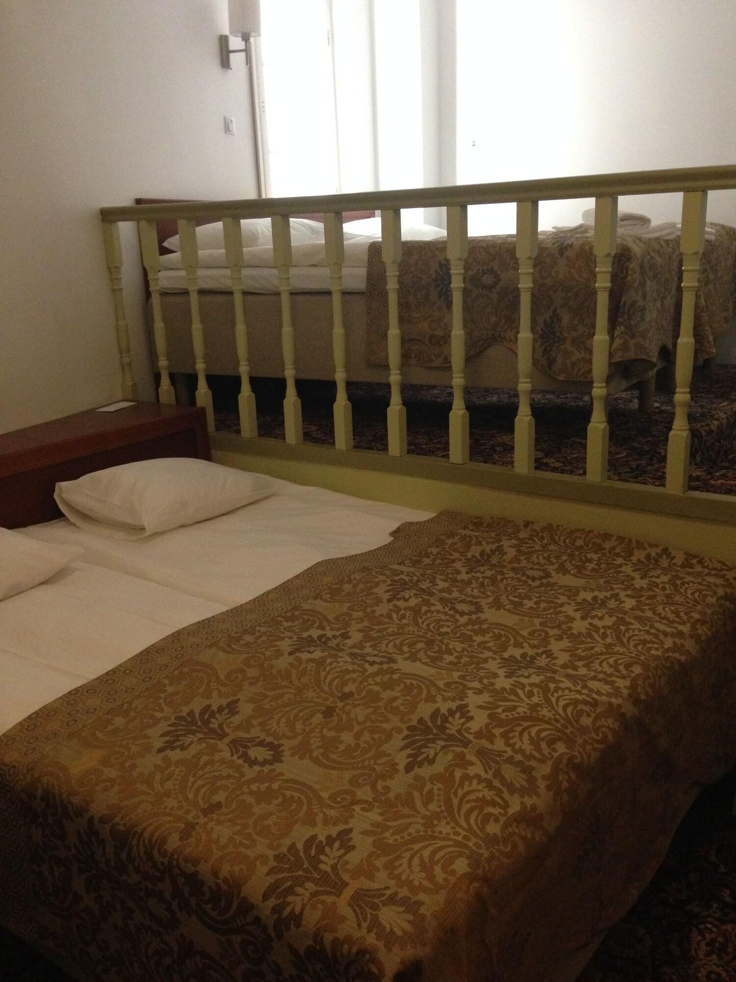 Three Crowns Residents 3* Tallinna