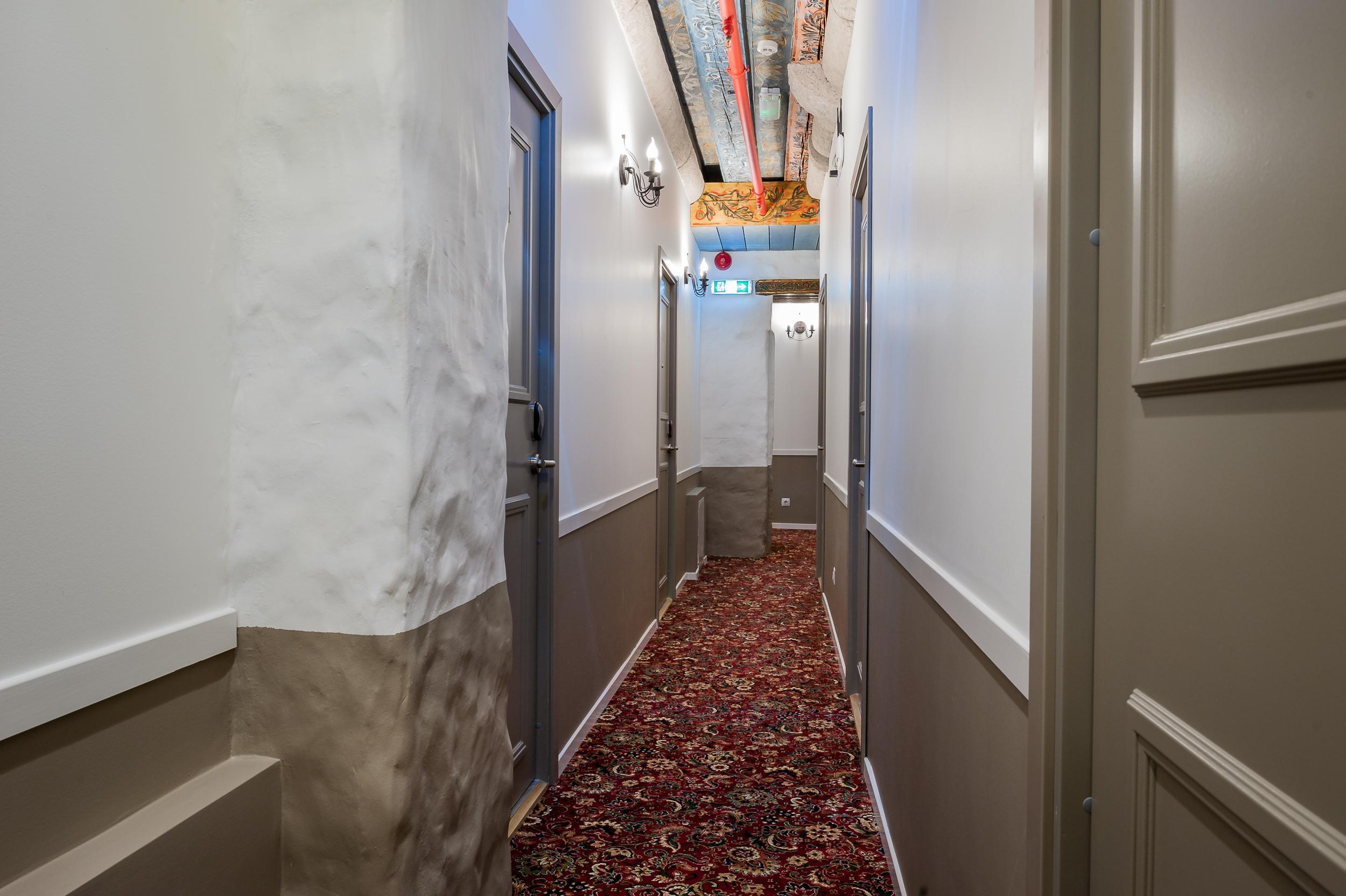 Three Crowns Residents Hotelli Tallinna
