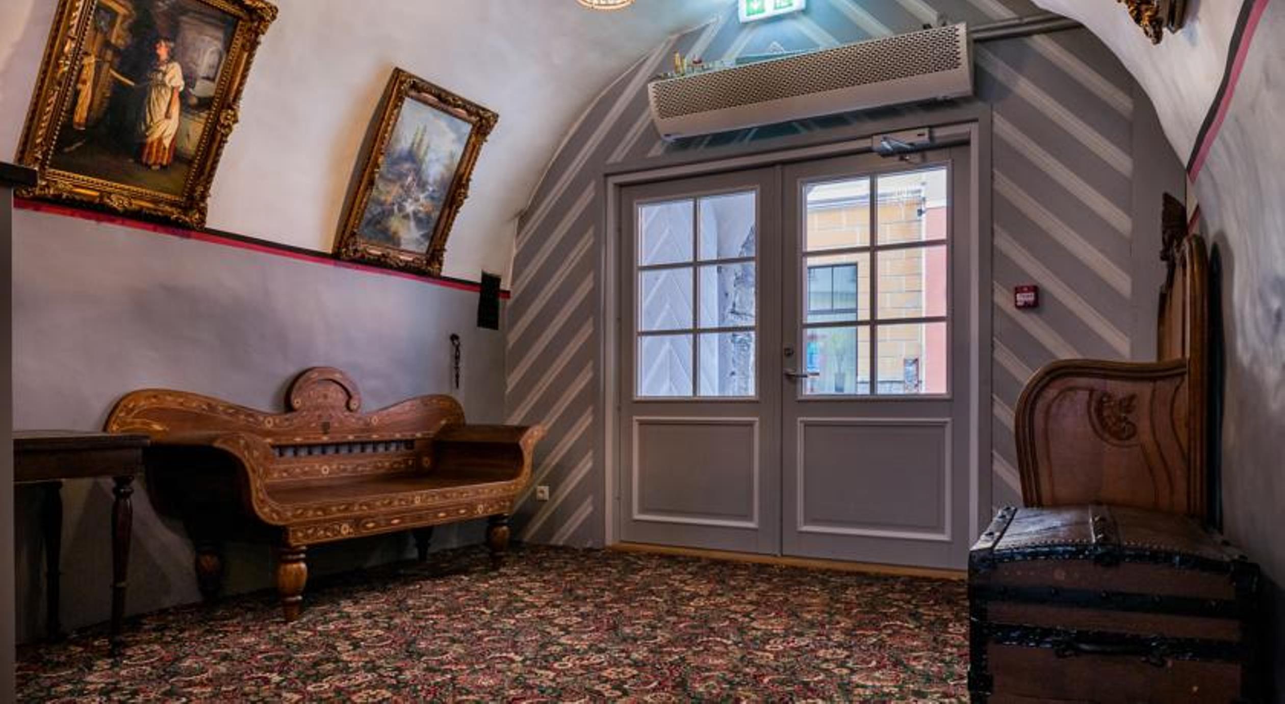 Hotelli Three Crowns Residents Tallinna