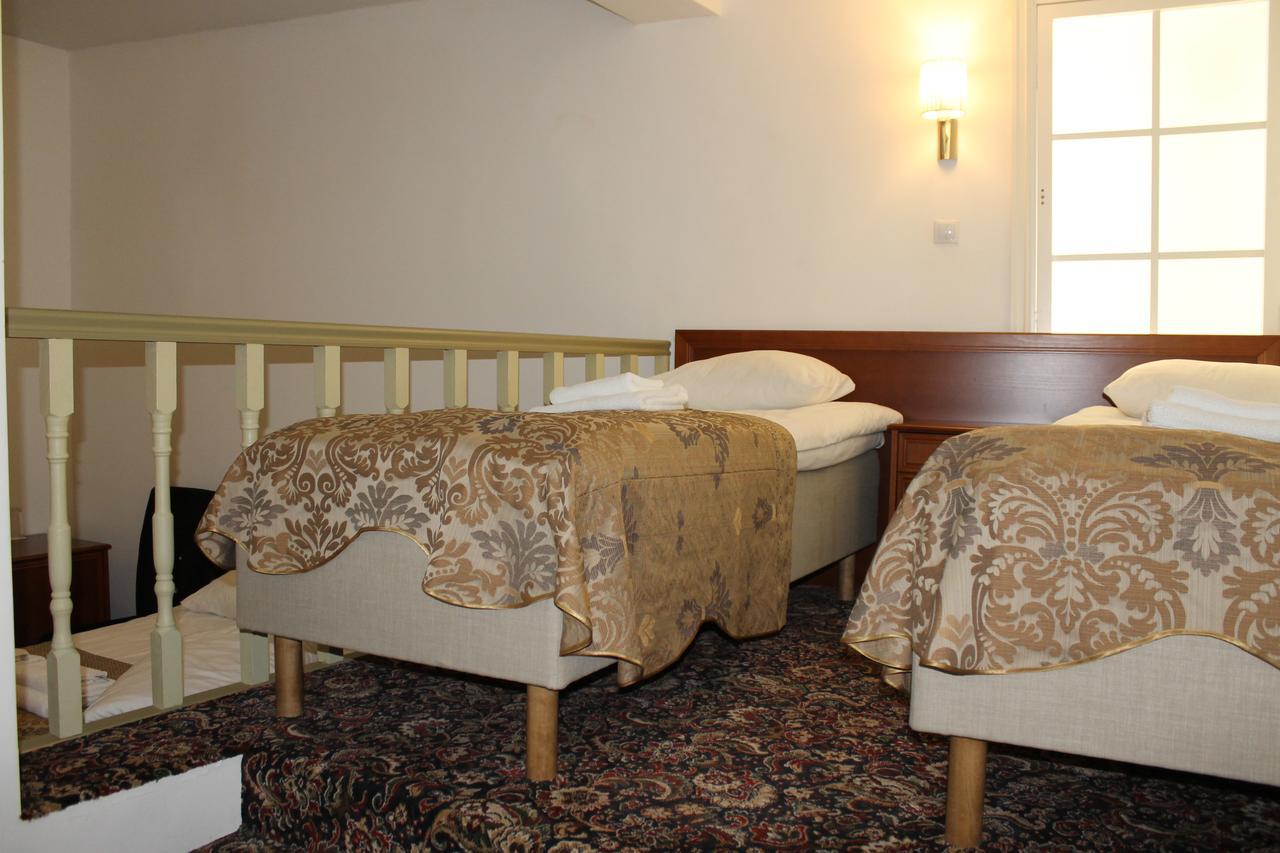 Three Crowns Residents Hotelli Tallinna